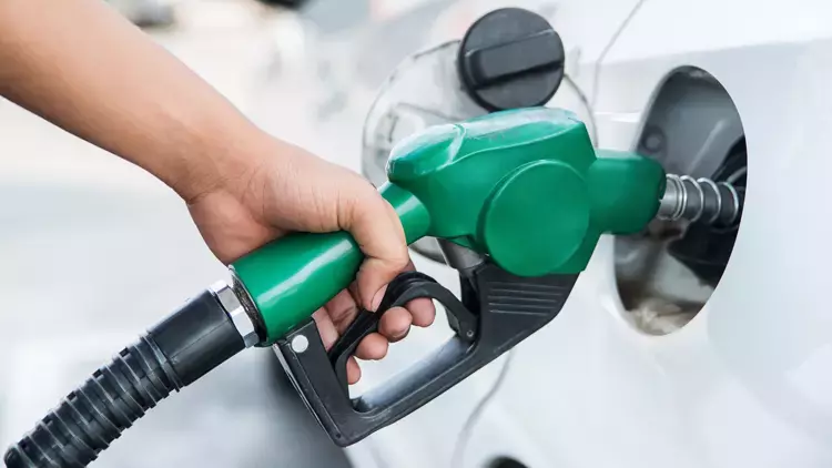 Motorine Büyük Zam: Sürücüler Zorlanıyor